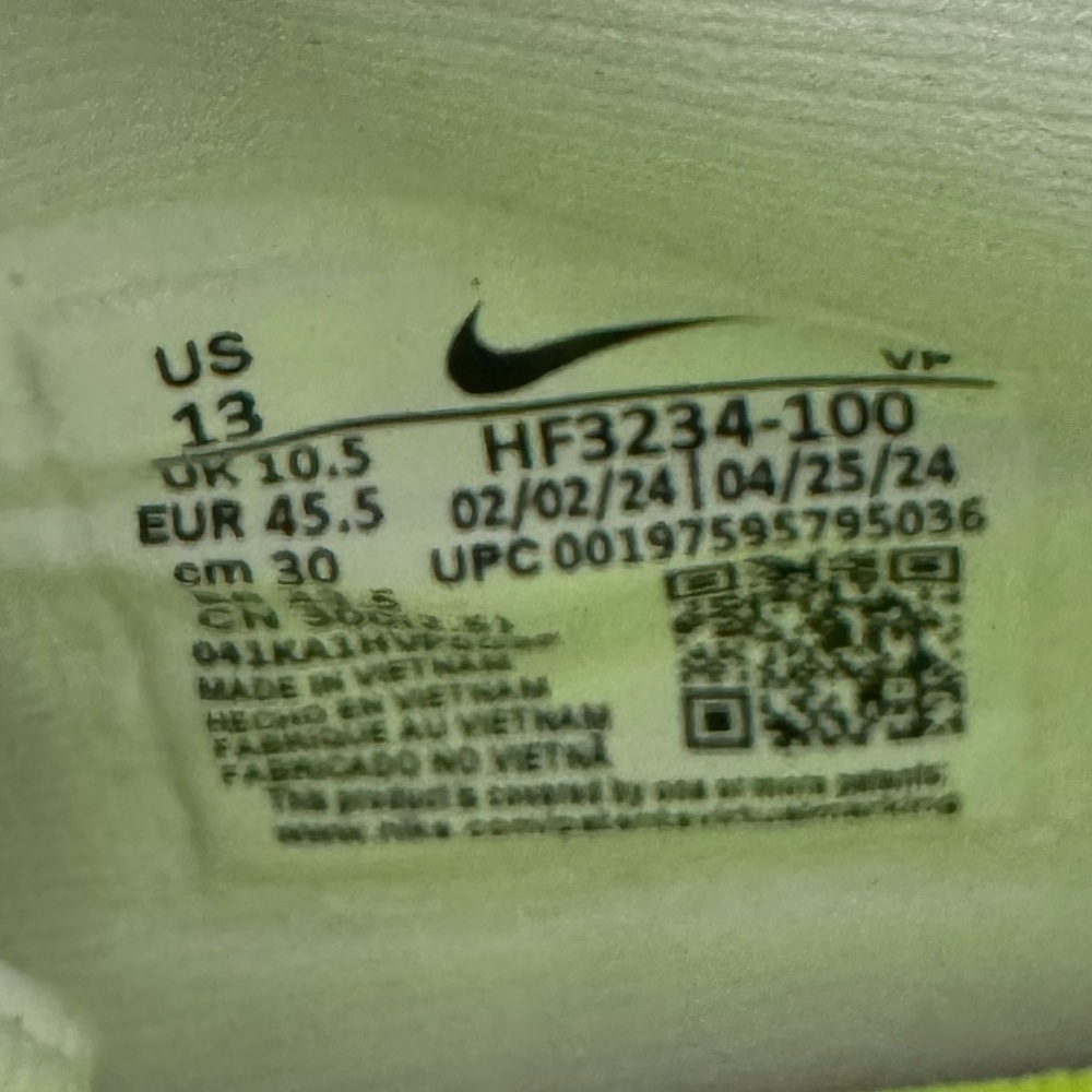 NWOB Nike Sabrina 2 Basketball Shoes - Picture 3 of 7